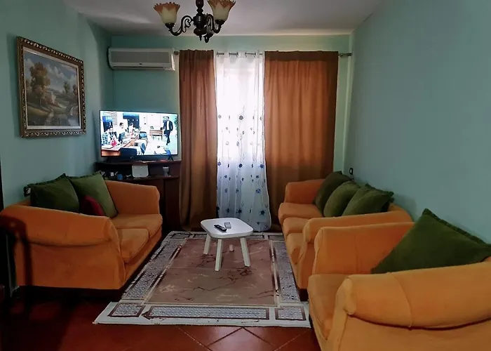 Calmly, Spacious Apartment Next To Usa Embassy