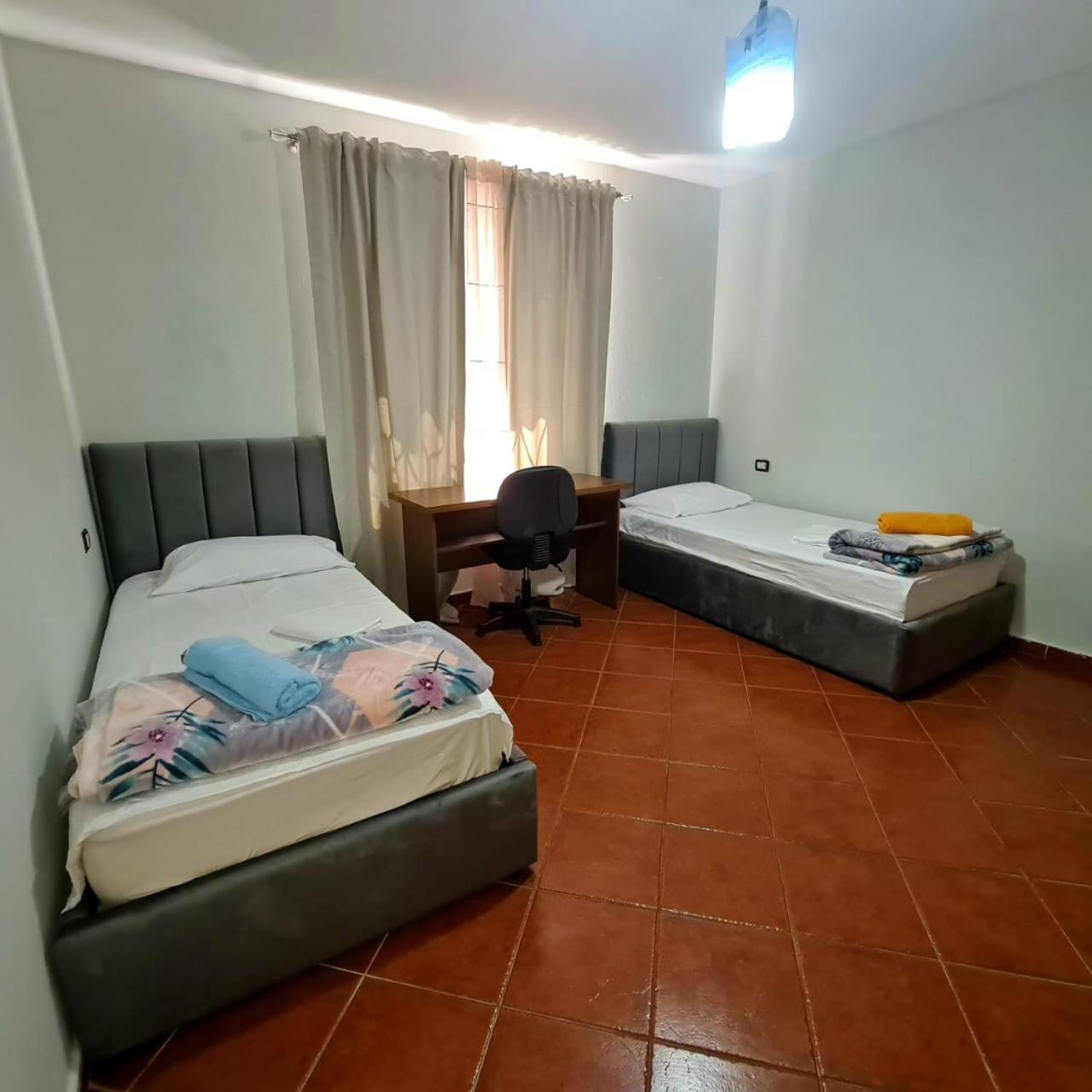 Apartment Calmly, Spacious Next To Embassy